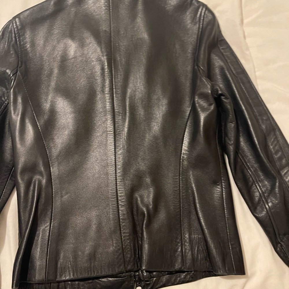 Leather jacket. - Picture 3 of 3